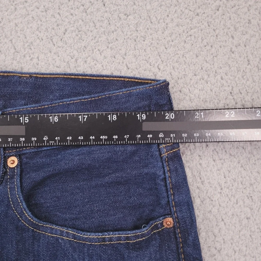 LEVIS 501 Jeans Mens Size 40x30 Classic Fit Straight Button Fly Dark Wash Denim